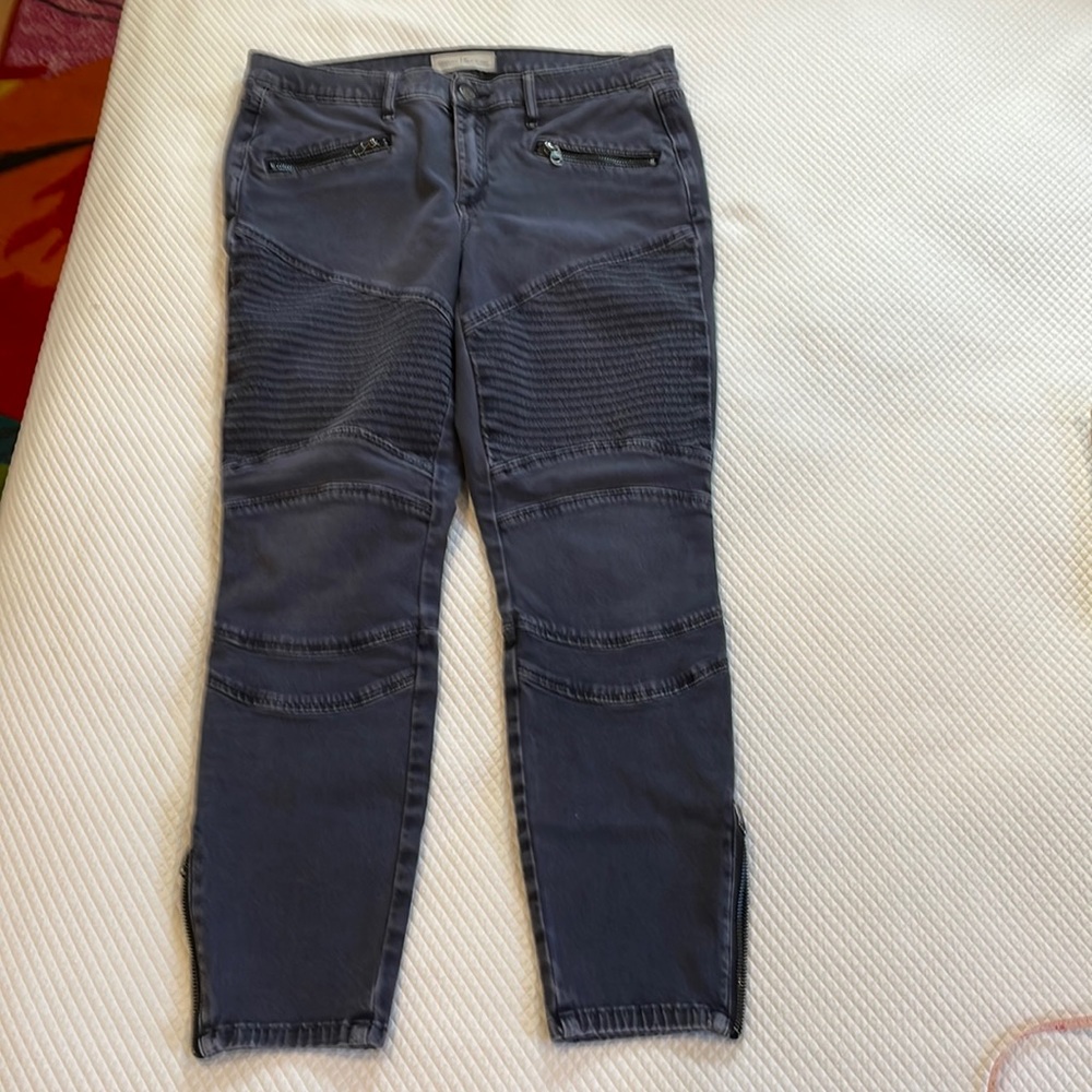 Gap moto jeans. Black/ gray. Size 31. True Skinny. Ankle length with side zips.